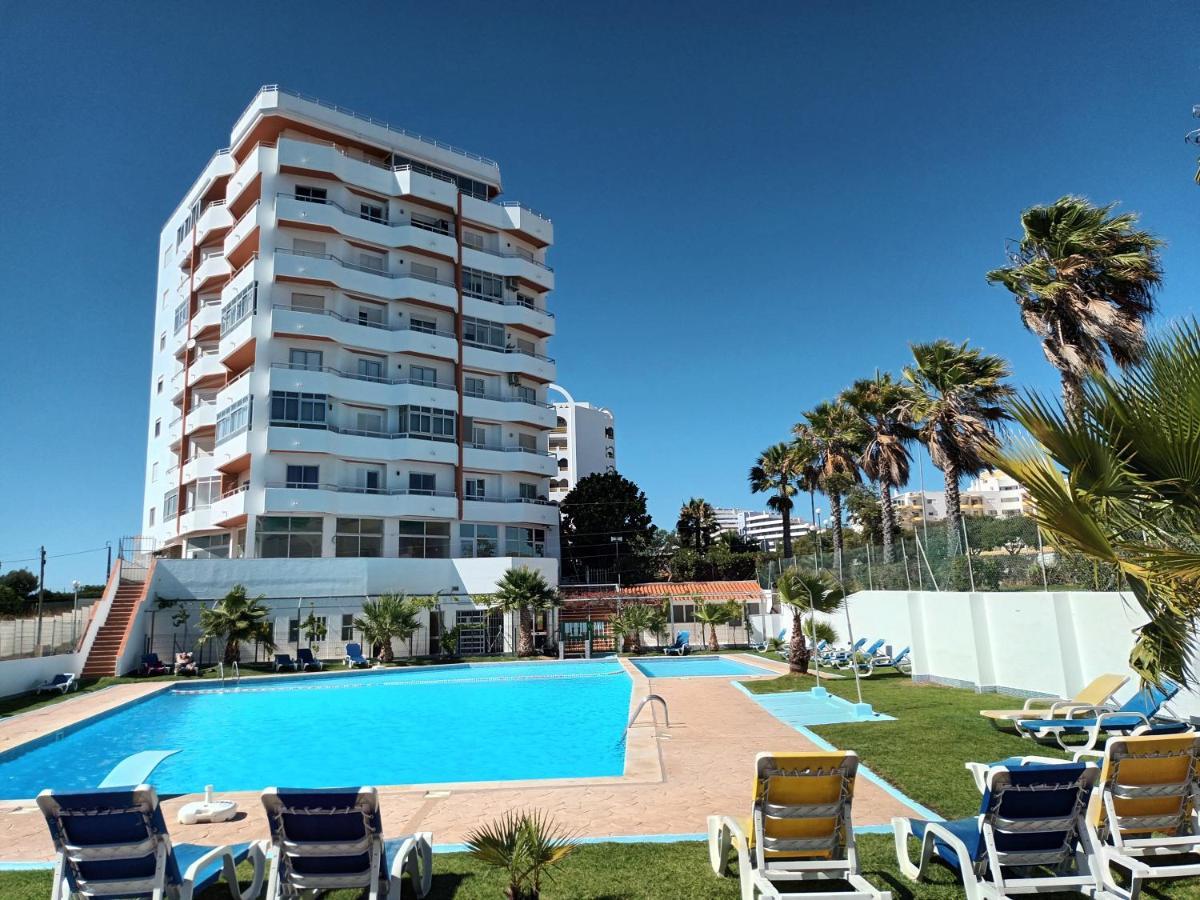 Vaumar Piscina Ar Condicionado Wifi E Praia Portimao Luaran gambar